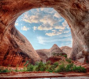 Jacob Hamblin Arch in Coyote Gulch. Southern Utah Photo by John Fowler